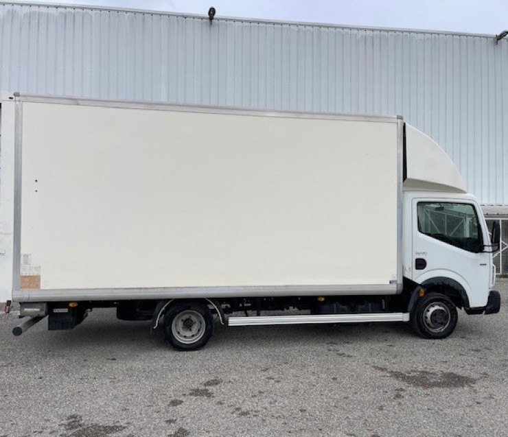 Renault Maxity 140 CH